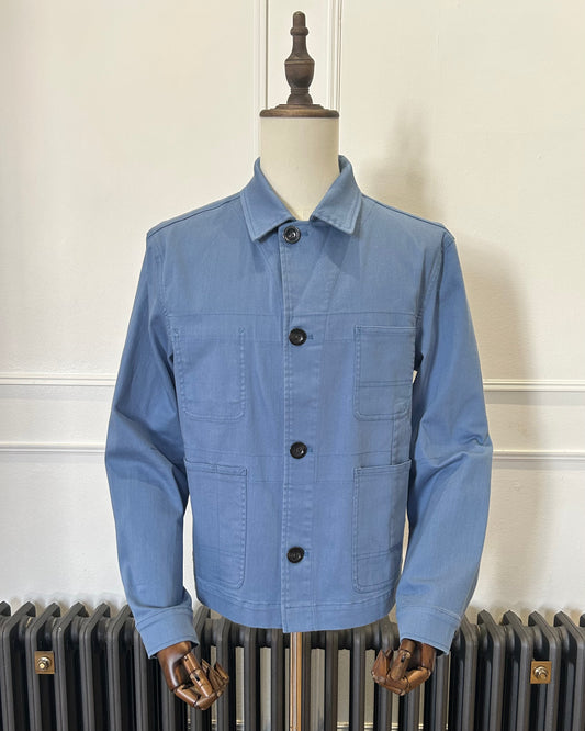 Supermoon Joiner's Jacket in stretch cotton, product image 2. showing collar fastened to the top