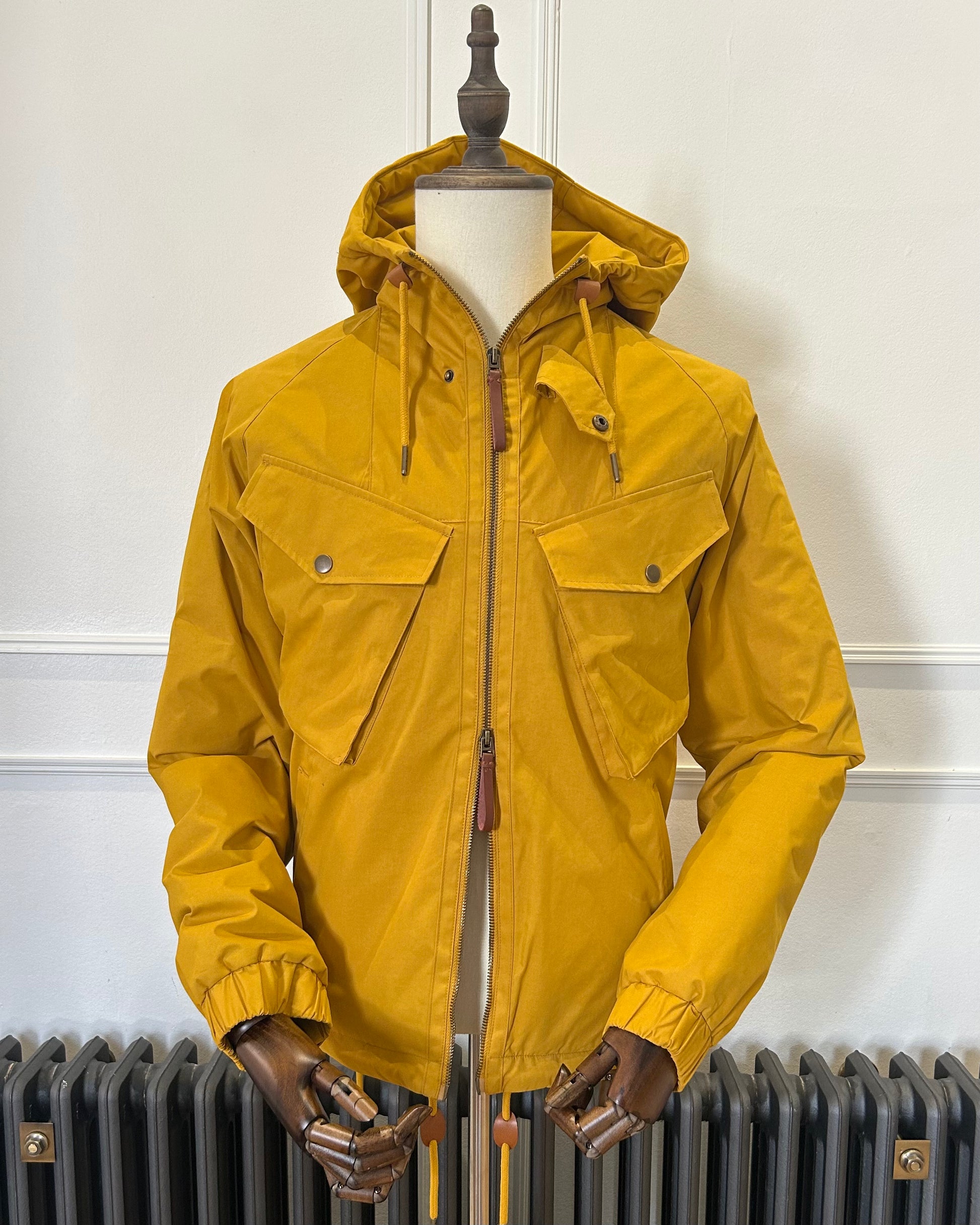 Supermoon Field Parka in Arrowood yellow, product image 1. showing front view 