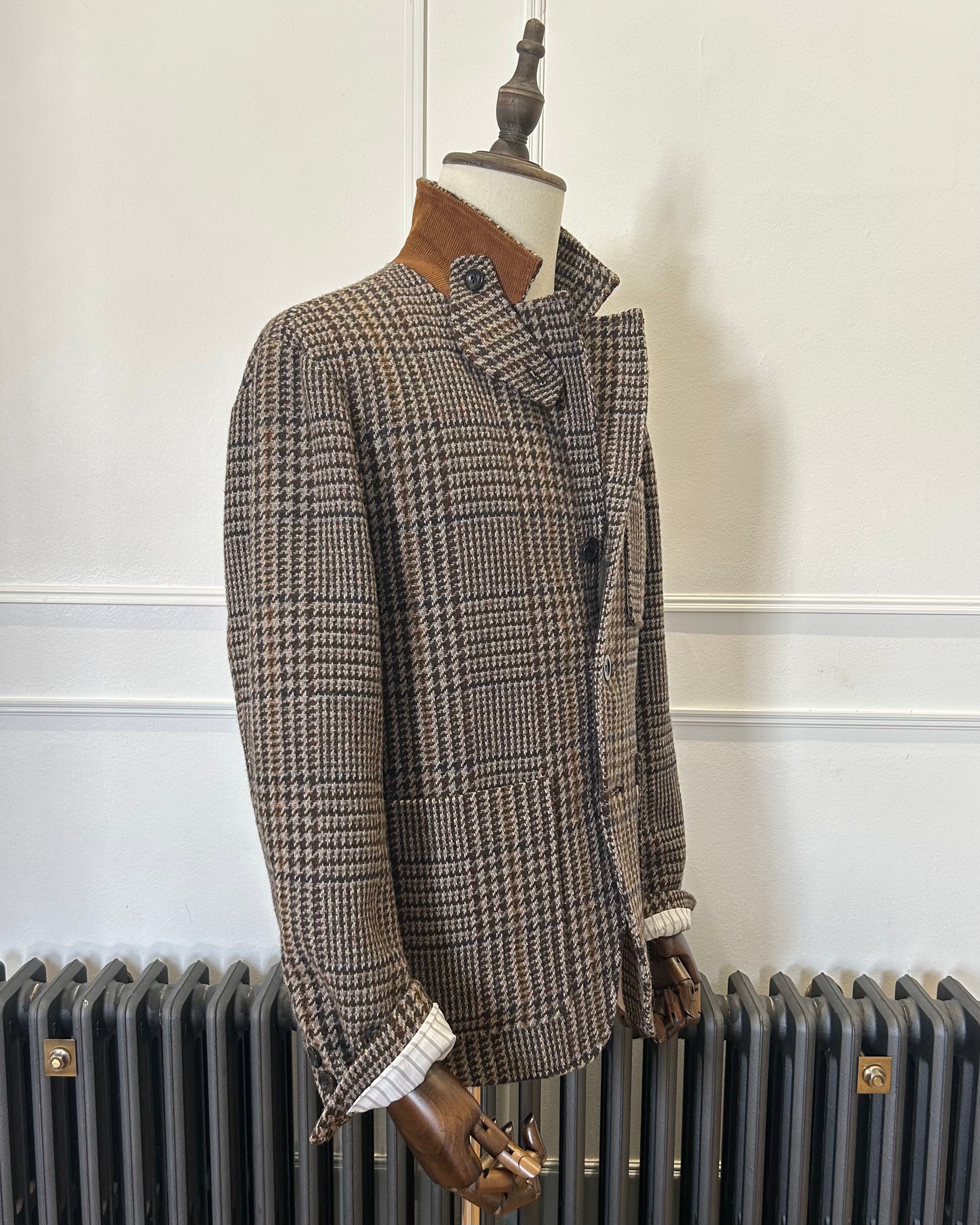 Supermoon Sack Jacket sports jacket  in wool blend check, product image 5. Showing 3/4 view with collar up and showing throat tab closure 
